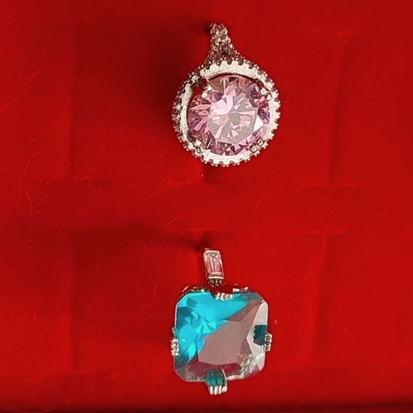 Women's Sterling Silver Ring with Amethyst CZ Stone - Picture 7 of 7